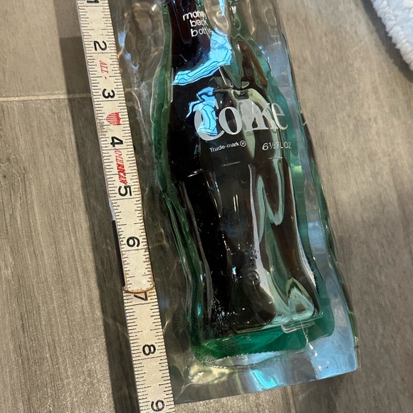 Pop-Art Sculpture of Original Coca-Cola Bottle Encased in Lucite - Picture 8 of 13